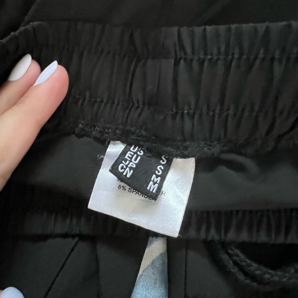 lightweight black joggers - Picture 3 of 5